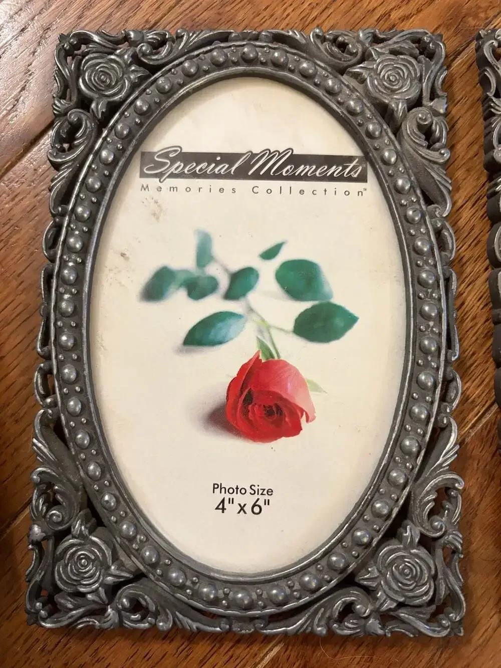 Vintage Connoisseur Metal Ornate Floral Photo Frame, Elegant Pewter Photo 4x6